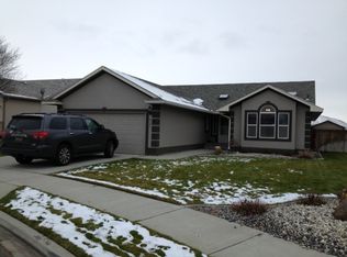 2121 S Arthur Loop, Kennewick, WA 99338