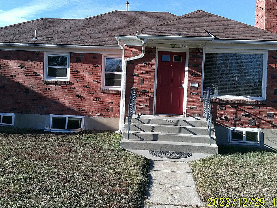 1615 S Longmont Ave