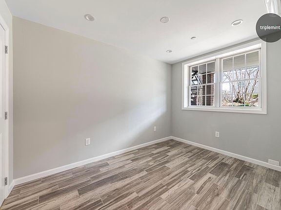 2nd image of 31-31 37th St