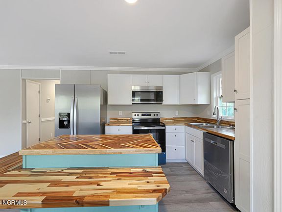 5th image of 105 N Middleton Avenue