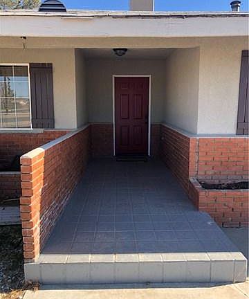 2nd image of 9447 Del Mar Ave