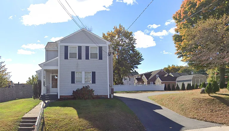 156 W Center St — Photo 1