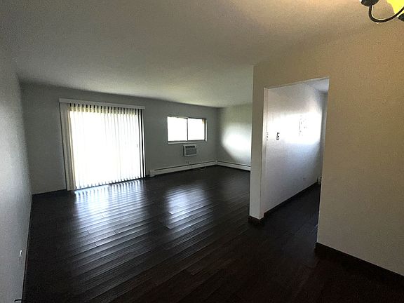 3rd image of 670 Marilyn Ave APT 206
