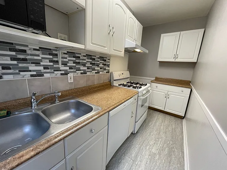 46 Lane St #1 — Photo 14