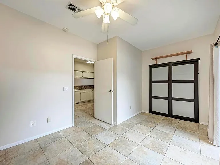 2901 San Jacinto Blvd #107 — Photo 9