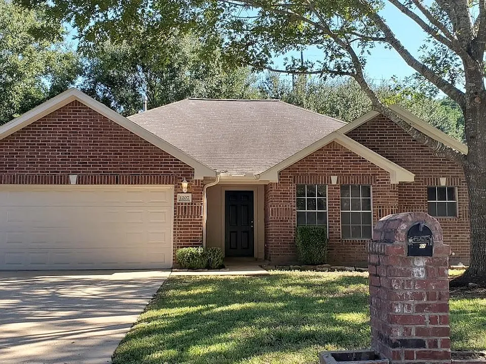 1207 Toby Ln