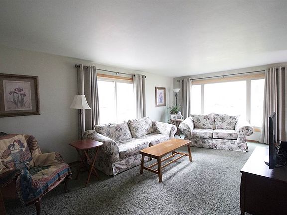 Spacious Living Room