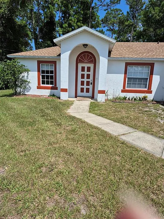 3 bed, 1212 sqft, $1,750 — Photo 1