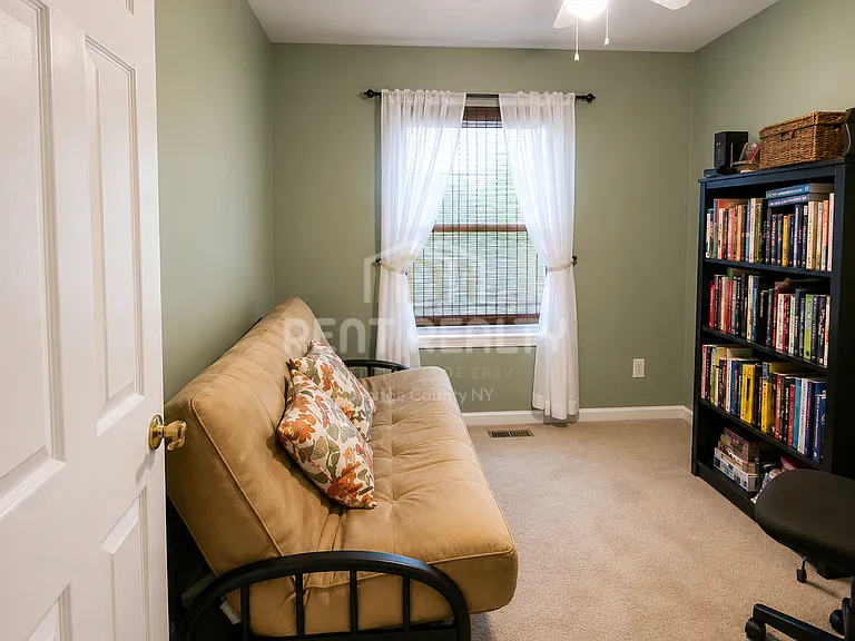 10 Orchard Lake Dr — Photo 13
