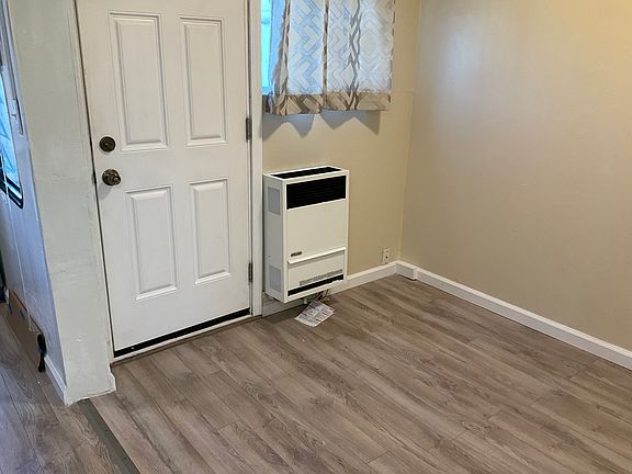 4th image of 6009 Bayview Ave APT A