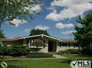 6100 Vincent Rd, Jeddo, MI 48032