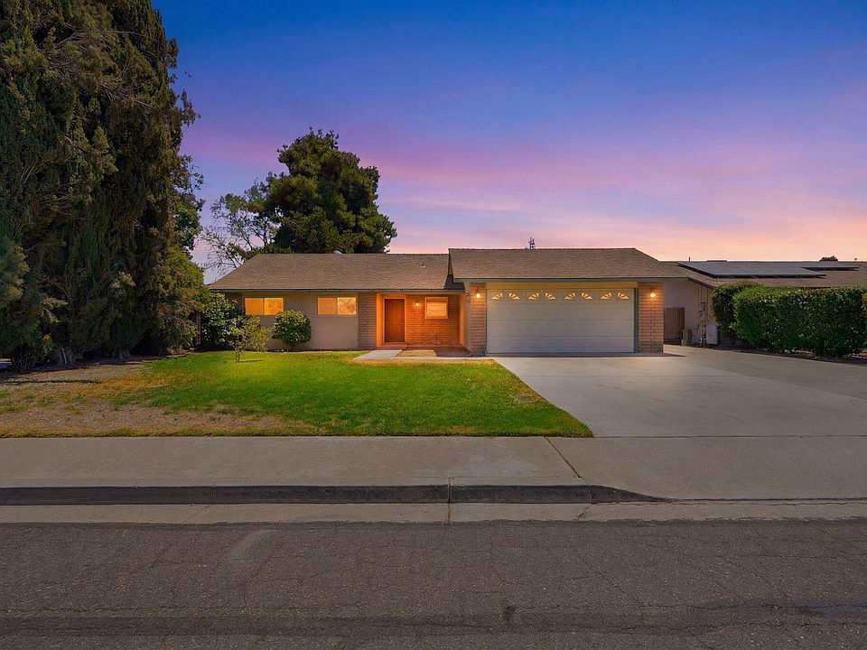 1st image of 3821 W Coppola Avenue