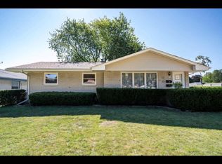 8845 W Burdick Ave, Milwaukee, WI 53227