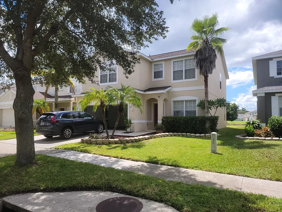 8908 Grand Bayou Ct