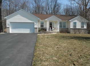 979 Greenbrier Rd, Upper Sandusky, OH 43351