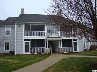 820 W Barrington Cir, Jackson, MI