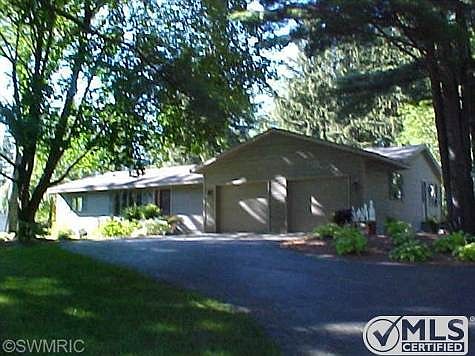1st image of 1825 S Mears Ave