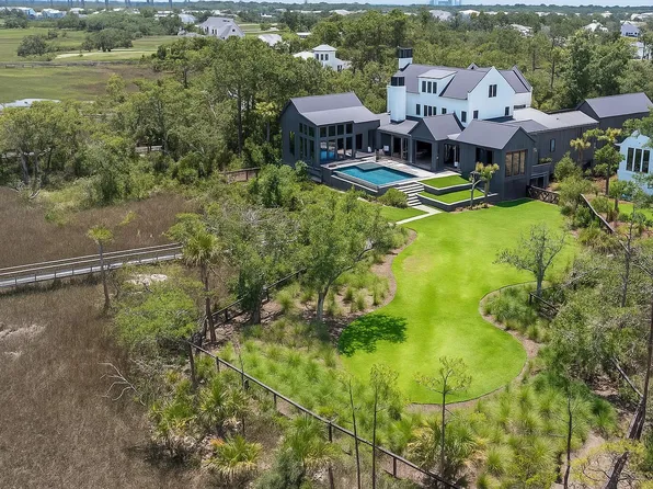 123 Nobels Point St, Daniel Island, SC 29492