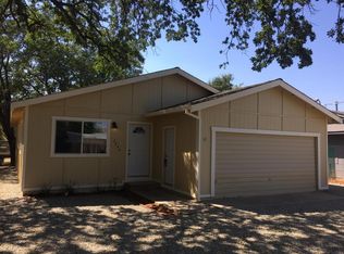 2846 Heather Ln, Redding, CA 96002
