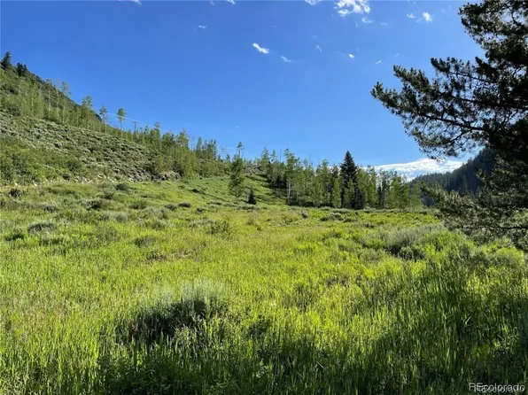 56285 Zirkel View Ln, Clark, CO 80428