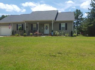 66 Colchester Cir, Colbert, GA 30628