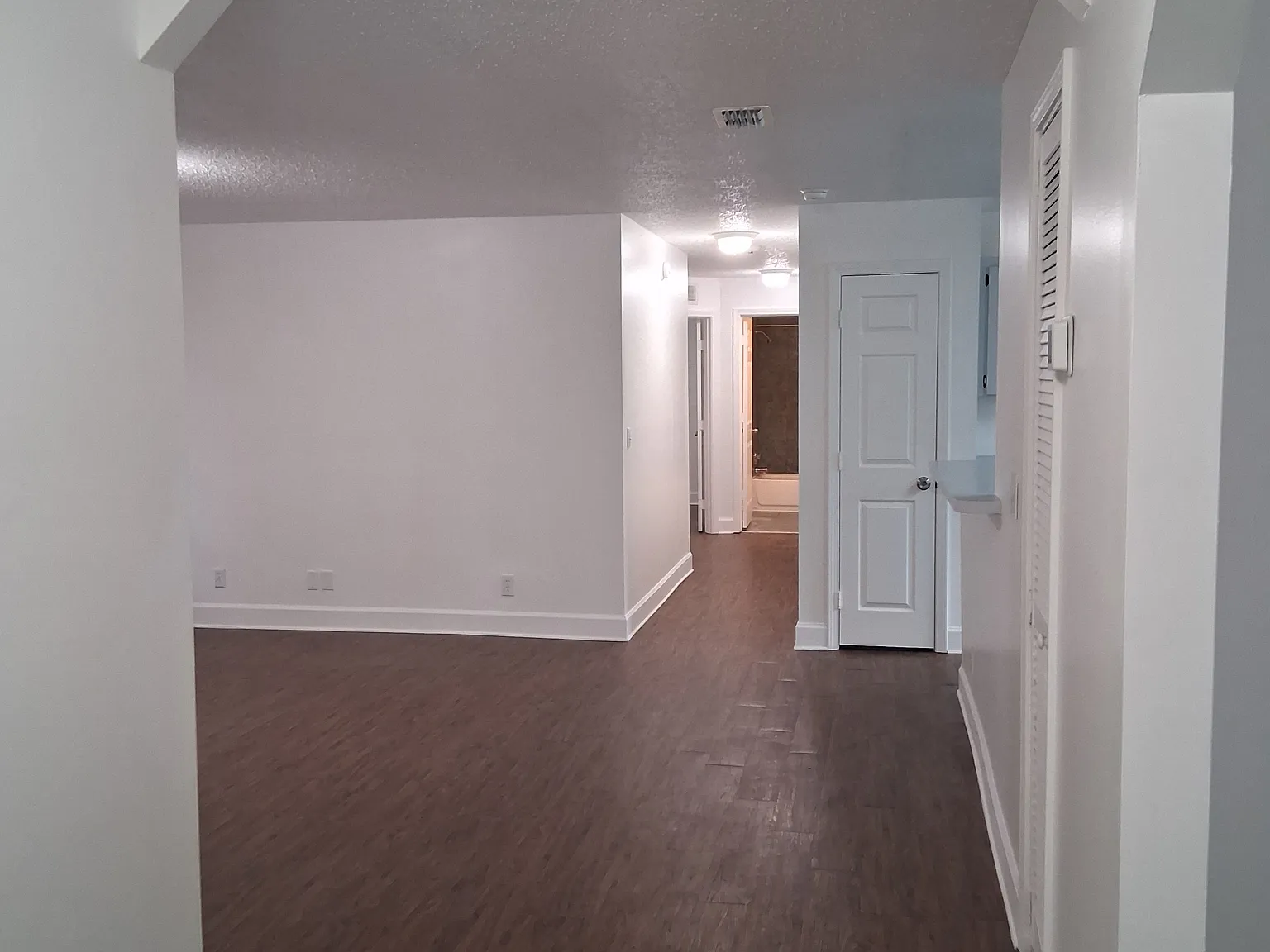 1744 West 28th Street - 1 — Photo 3