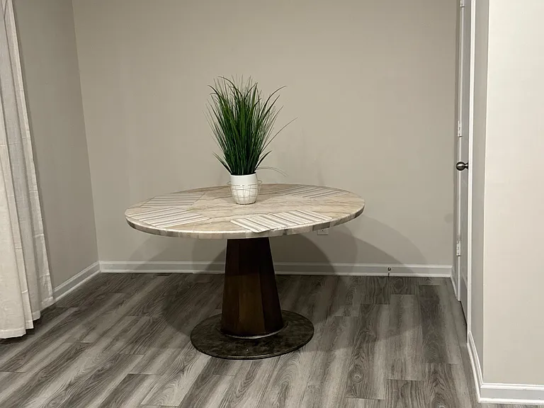 Limestone Cir — Photo 4