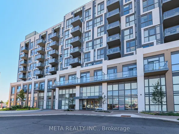 509 Dundas St W #17, Oakville, ON L6M 1L9