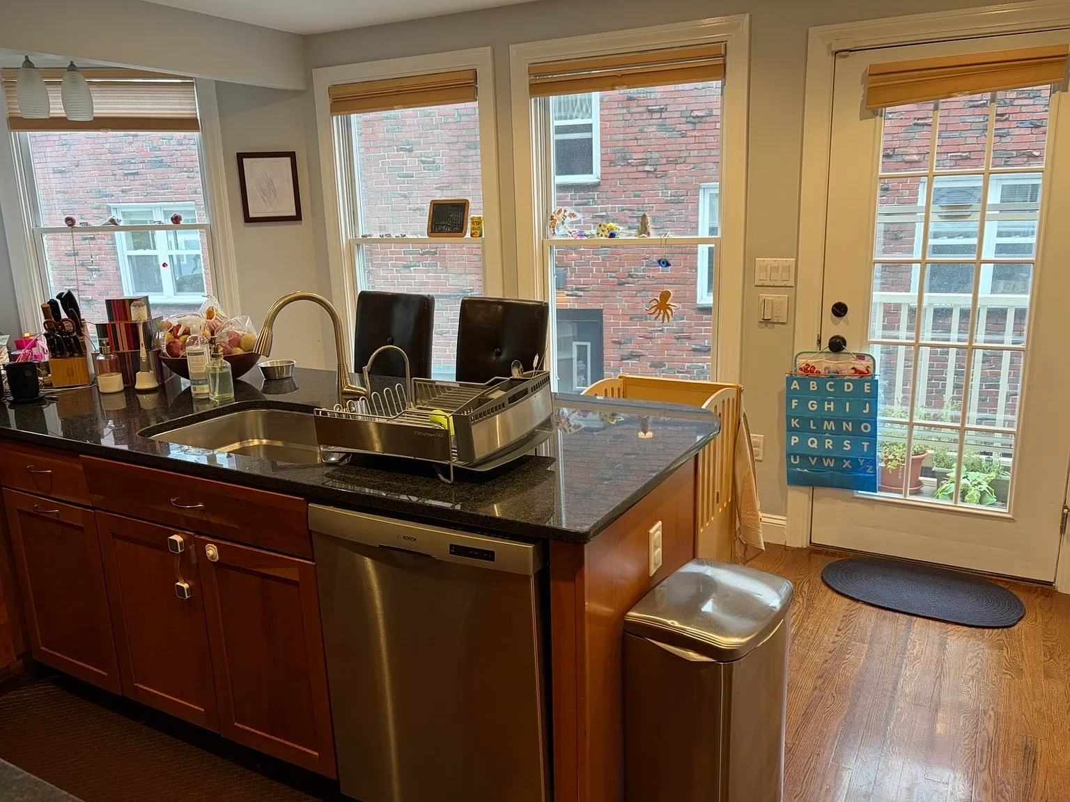 2 bed, 2.5 bath, 1316 sqft, $4,400 — Photo 4