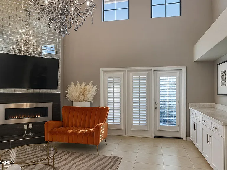 8100 E Camelback Rd #163 — Photo 9