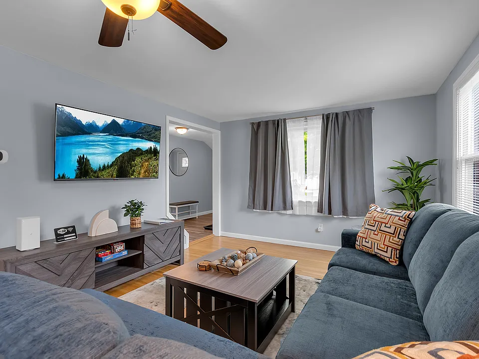 162 Southgate Rd