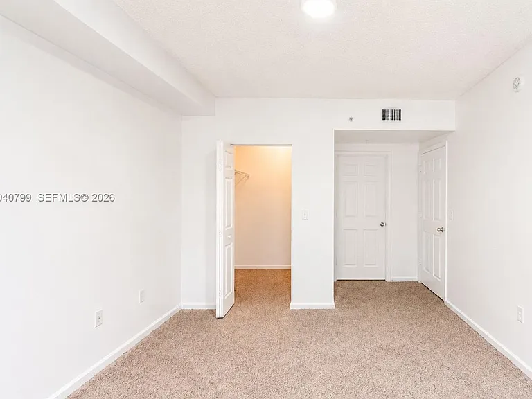 17150 N Bay Rd #2602 — Photo 16