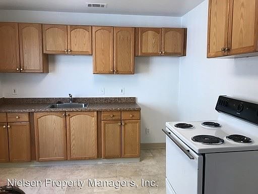 1st image of 1813 Madrone Ave