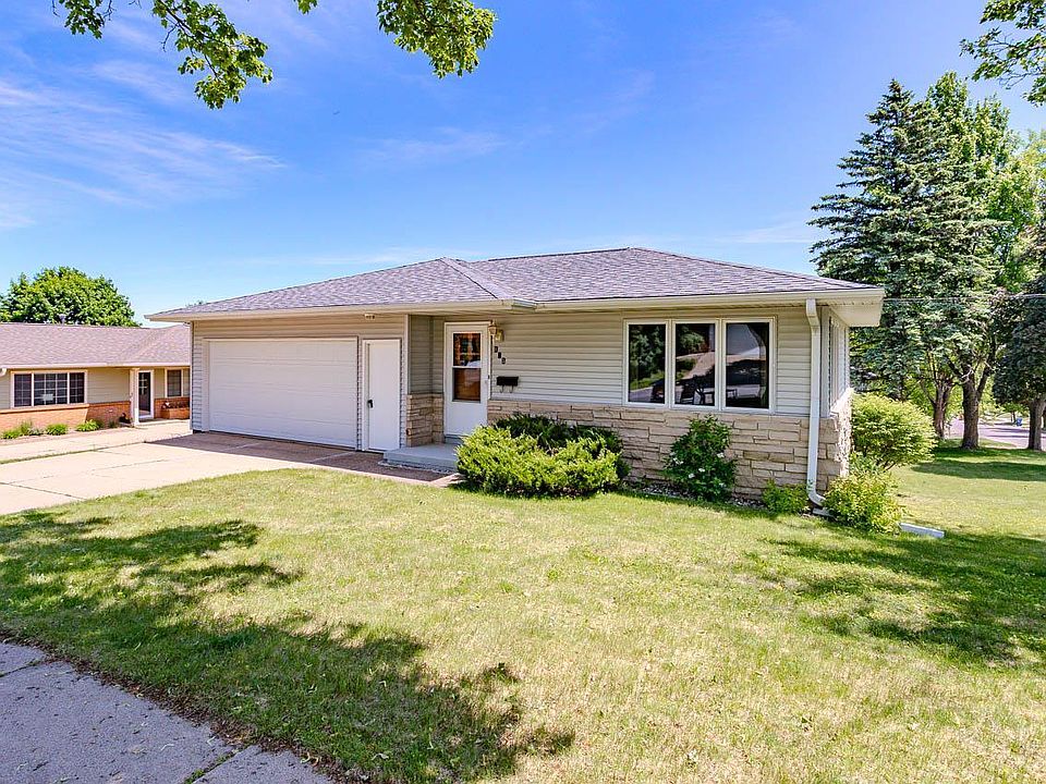 1st image of 103 N 11TH AVENUE