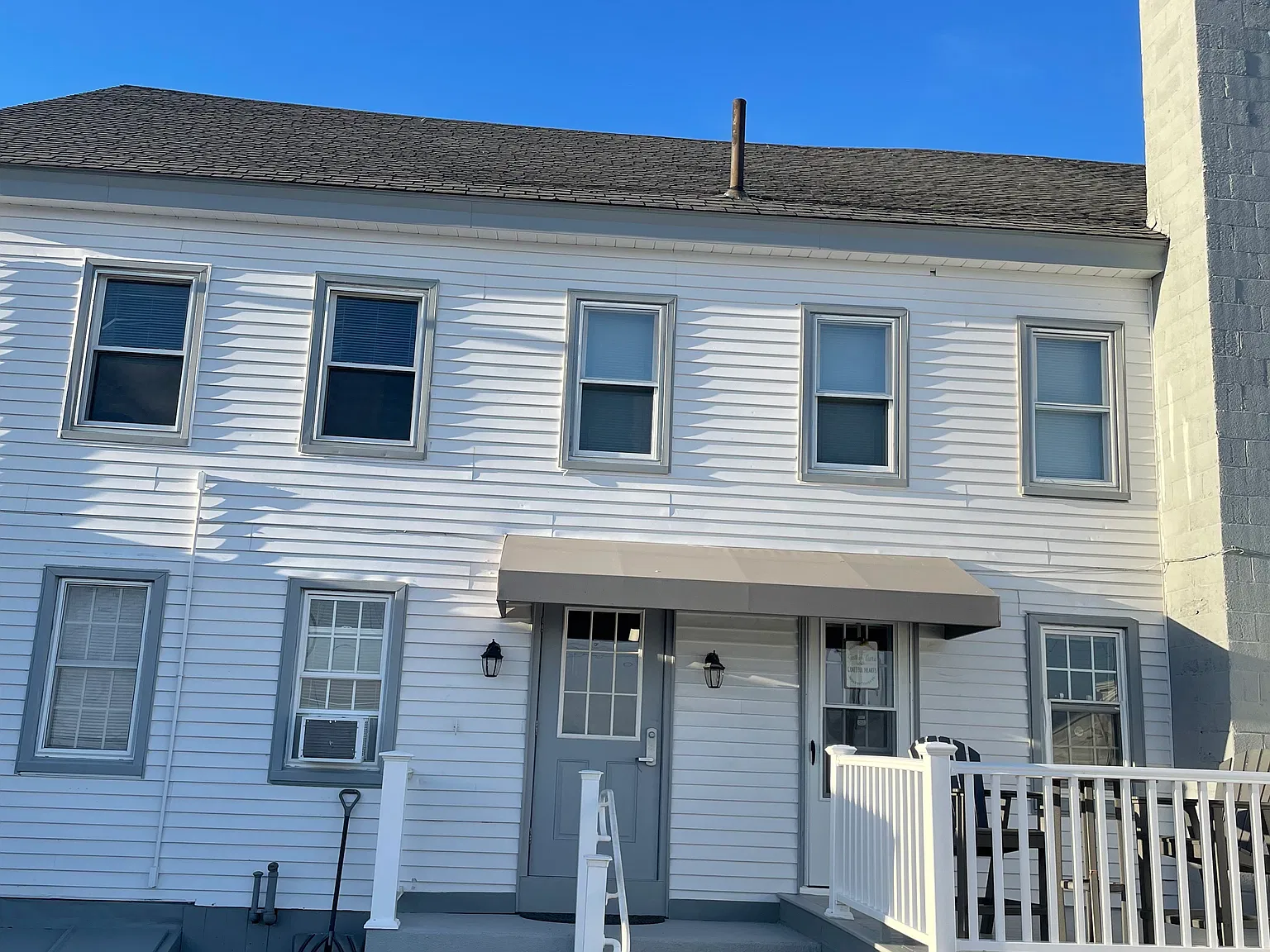 1 bed, 900 sqft, $1,800 — Photo 3