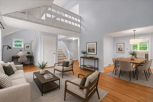 24 Speen St Photo 1