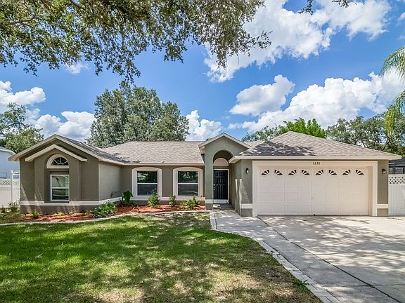3rd image of 3238 Crestwood Forest Dr