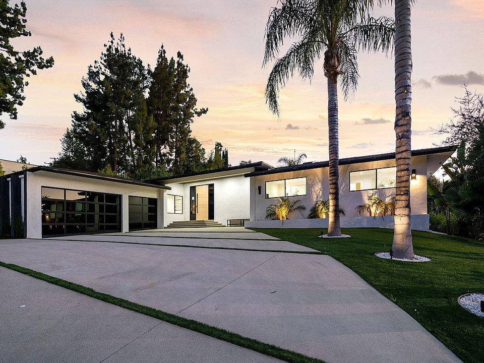 1st image of 5001 Amigo Ave