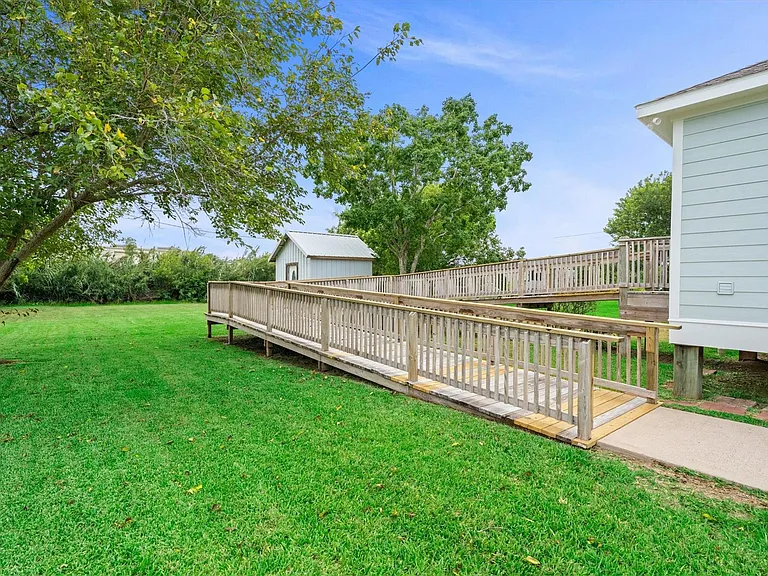 2331 Rue De Lafitte Dr — Photo 21
