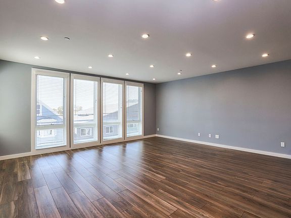 5th image of 270 Capitol Ave