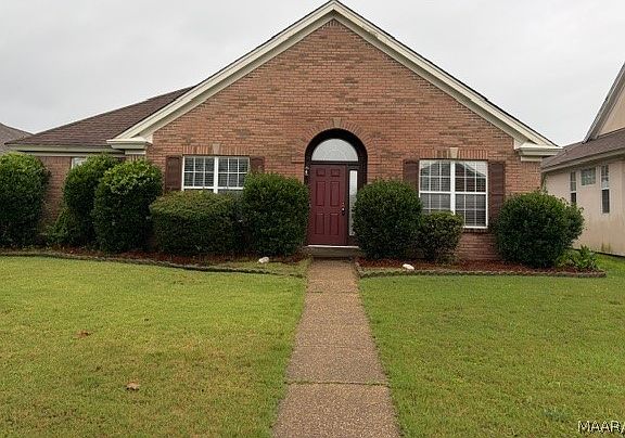 2nd image of 8755 Stoneridge Pl