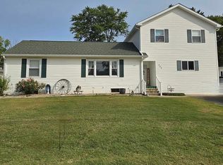 706 Brett Cabel Rd, Washington, IN 47501