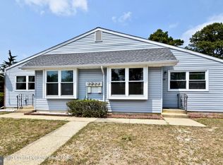 28 Hancock Dr #A, Manchester Township, NJ 08759