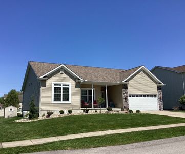 668 Heritage Dr, Erie, PA, 16509