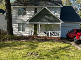 1002 Woodbriar St, Apex, NC 27502
