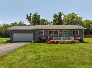 8406 E Lippincott Blvd, Davison, MI 48423
