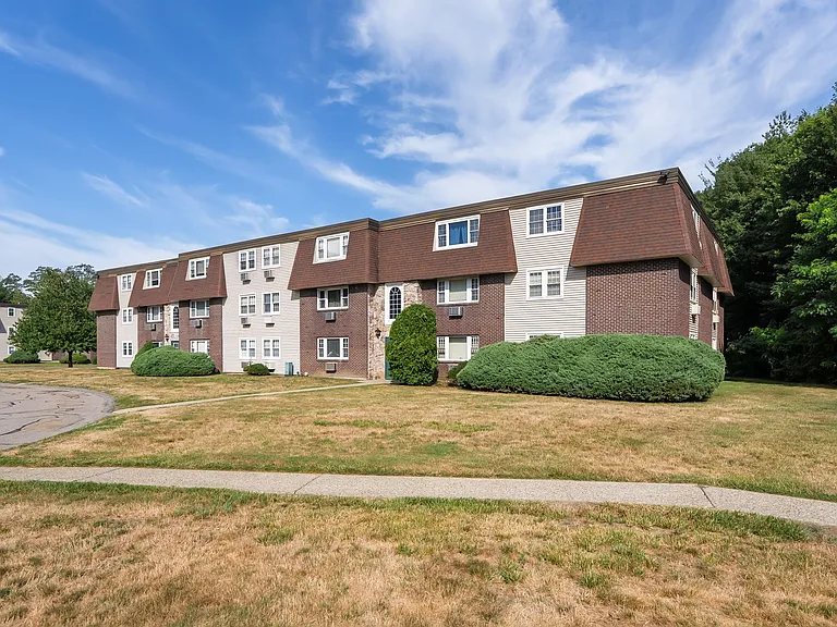 180 Main St #C55 — Photo 23