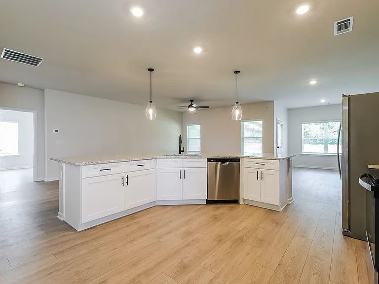 200 Sunfish Cir — Photo 7