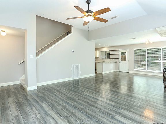4th image of 9218 BROXTON DR