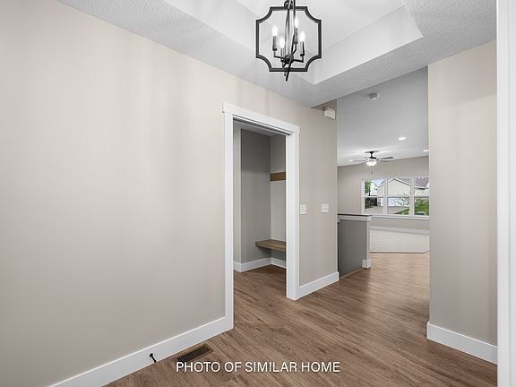 4th image of 6303 College Ave